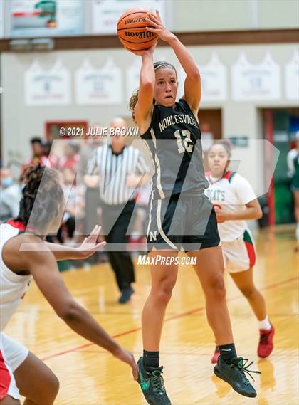Thumbnail 3 in Noblesville @ Lawrence North photogallery.