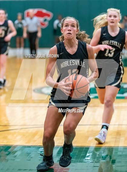 Thumbnail 3 in Noblesville @ Lawrence North photogallery.