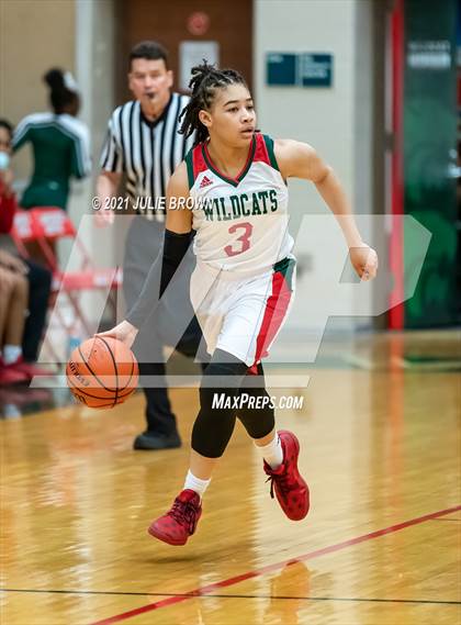 Thumbnail 2 in Noblesville @ Lawrence North photogallery.