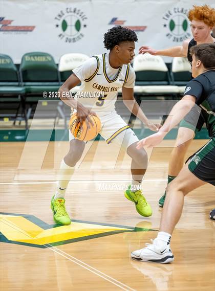 Thumbnail 2 in Campbell Hall vs. De La Salle (The Classic at Damien) photogallery.