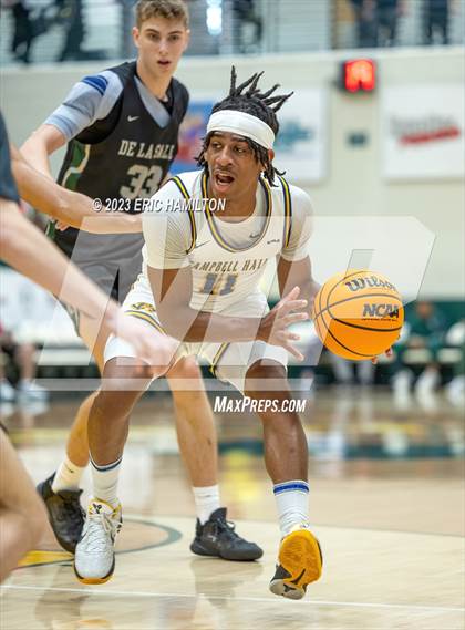 Thumbnail 1 in Campbell Hall vs. De La Salle (The Classic at Damien) photogallery.
