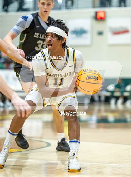 Thumbnail 2 in Campbell Hall vs. De La Salle (The Classic at Damien) photogallery.