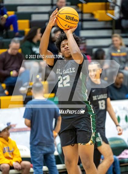 Thumbnail 2 in Campbell Hall vs. De La Salle (The Classic at Damien) photogallery.