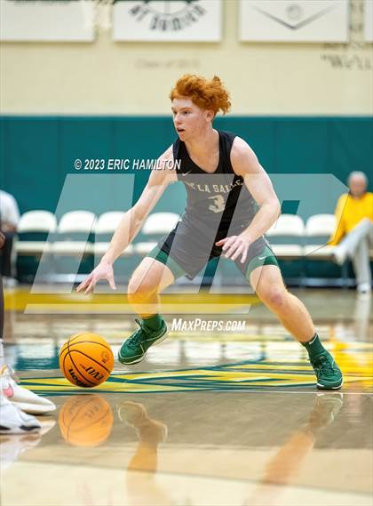 Thumbnail 1 in Campbell Hall vs. De La Salle (The Classic at Damien) photogallery.