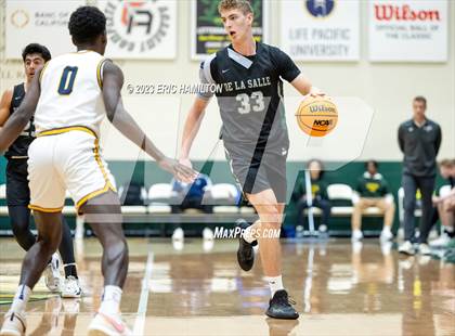Thumbnail 1 in Campbell Hall vs. De La Salle (The Classic at Damien) photogallery.