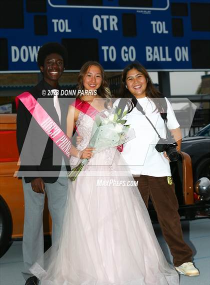 Thumbnail 2 in Los Osos @ Alta Loma photogallery.