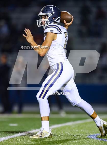 Thumbnail 1 in Los Osos @ Alta Loma photogallery.