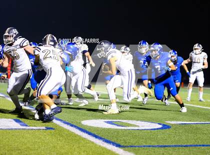 Thumbnail 1 in Los Osos @ Alta Loma photogallery.