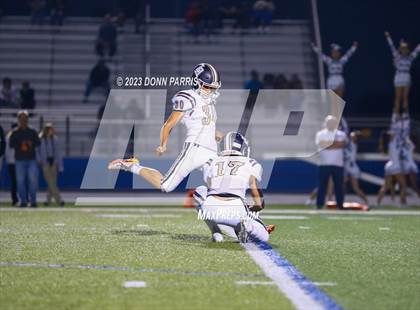 Thumbnail 3 in Los Osos @ Alta Loma photogallery.