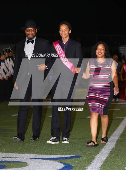 Thumbnail 1 in Los Osos @ Alta Loma photogallery.