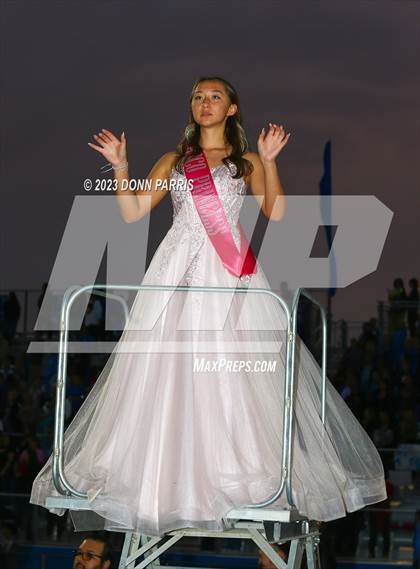 Thumbnail 1 in Los Osos @ Alta Loma photogallery.