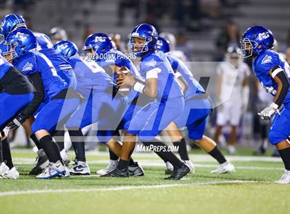 Thumbnail 2 in Los Osos @ Alta Loma photogallery.