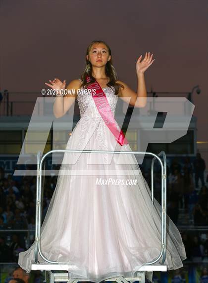 Thumbnail 3 in Los Osos @ Alta Loma photogallery.