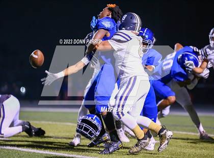 Thumbnail 2 in Los Osos @ Alta Loma photogallery.