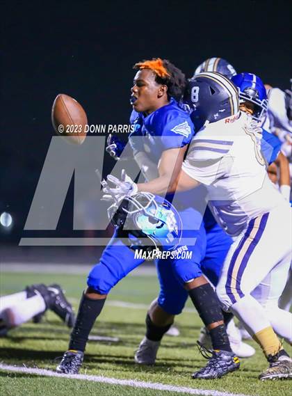 Thumbnail 3 in Los Osos @ Alta Loma photogallery.