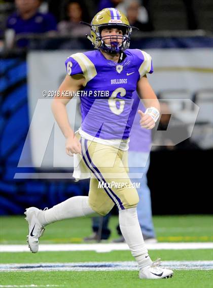 Thumbnail 3 in Lafayette Christian Academy vs. Ascension Catholic (LHSAA 1A Final)  photogallery.
