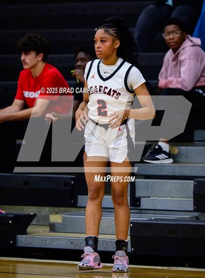 Thumbnail 1 in Coosa @ Weaver photogallery.