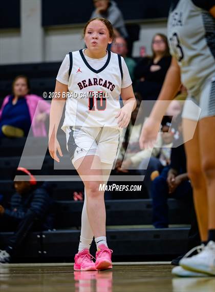 Thumbnail 1 in Coosa @ Weaver photogallery.