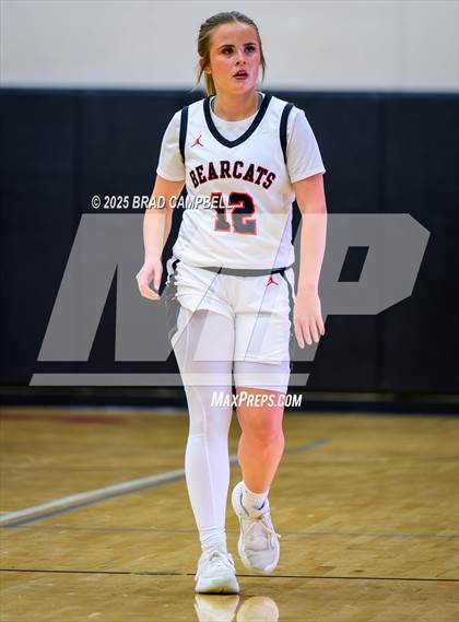 Thumbnail 1 in Coosa @ Weaver photogallery.