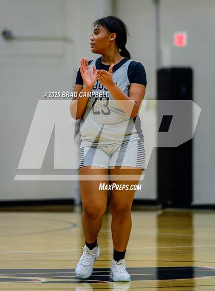 Thumbnail 1 in Coosa @ Weaver photogallery.