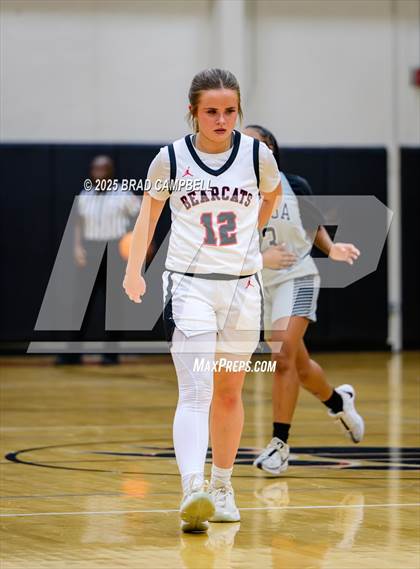 Thumbnail 3 in Coosa @ Weaver photogallery.