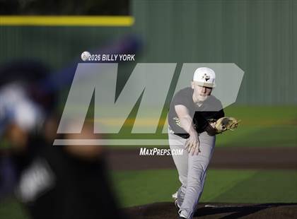 Thumbnail 3 in Grand Saline vs Palmer photogallery.