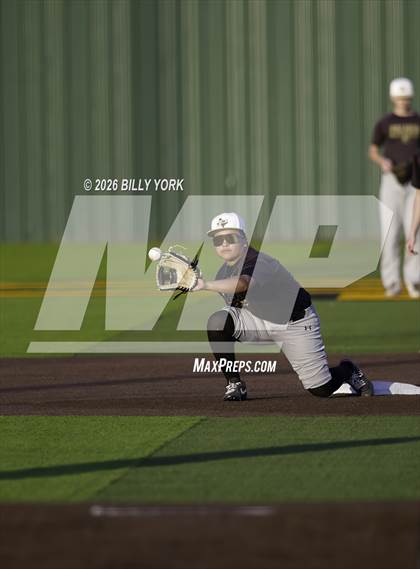 Thumbnail 2 in Grand Saline vs Palmer photogallery.