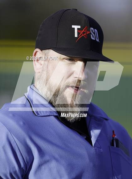 Thumbnail 2 in Grand Saline vs Palmer photogallery.