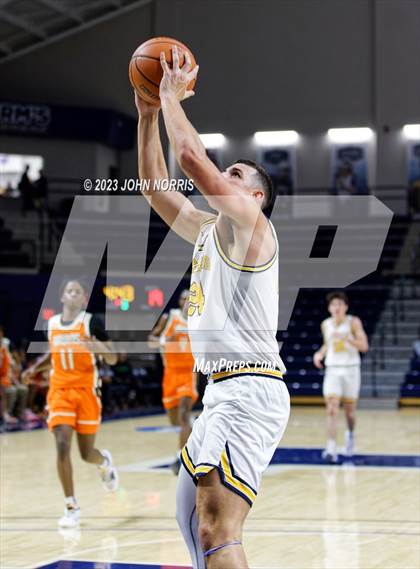 Thumbnail 2 in Fort Wayne Northrop vs. Fairfield (PSM Holiday Shootout) photogallery.