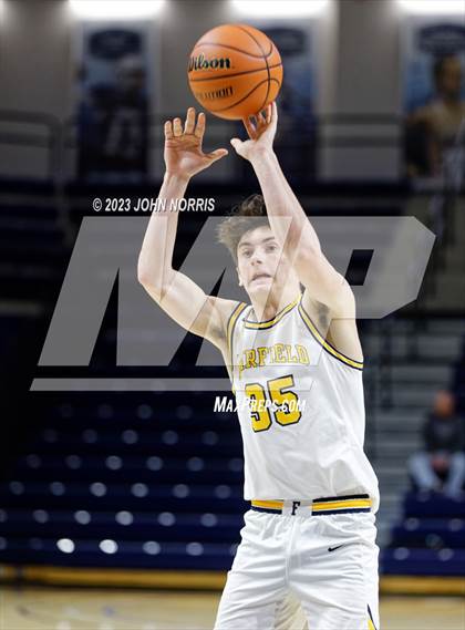 Thumbnail 1 in Fort Wayne Northrop vs. Fairfield (PSM Holiday Shootout) photogallery.