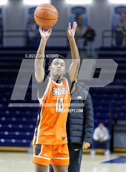Thumbnail 2 in Fort Wayne Northrop vs. Fairfield (PSM Holiday Shootout) photogallery.
