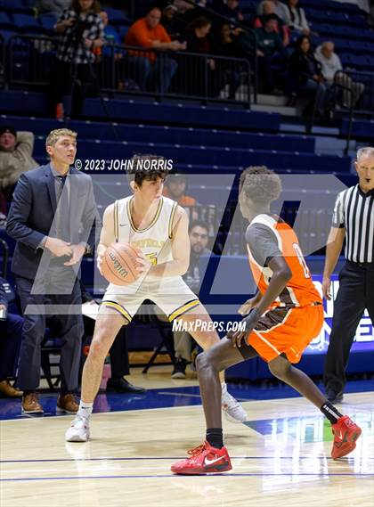 Thumbnail 1 in Fort Wayne Northrop vs. Fairfield (PSM Holiday Shootout) photogallery.