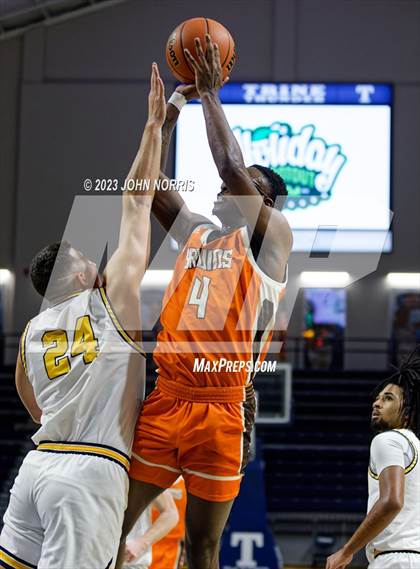 Thumbnail 3 in Fort Wayne Northrop vs. Fairfield (PSM Holiday Shootout) photogallery.