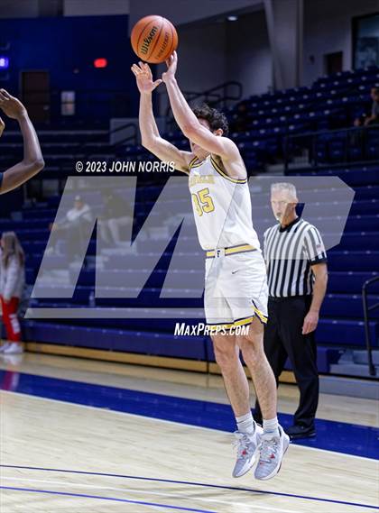 Thumbnail 1 in Fort Wayne Northrop vs. Fairfield (PSM Holiday Shootout) photogallery.