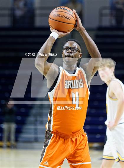 Thumbnail 3 in Fort Wayne Northrop vs. Fairfield (PSM Holiday Shootout) photogallery.