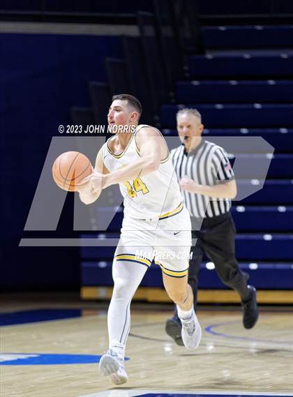 Thumbnail 3 in Fort Wayne Northrop vs. Fairfield (PSM Holiday Shootout) photogallery.