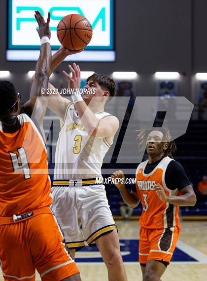 Thumbnail 2 in Fort Wayne Northrop vs. Fairfield (PSM Holiday Shootout) photogallery.
