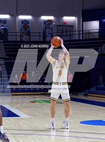 Thumbnail 2 in Fort Wayne Northrop vs. Fairfield (PSM Holiday Shootout) photogallery.