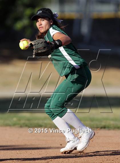 Thumbnail 2 in Pacifica vs. Thousand Oaks (T.O. Tourney) photogallery.