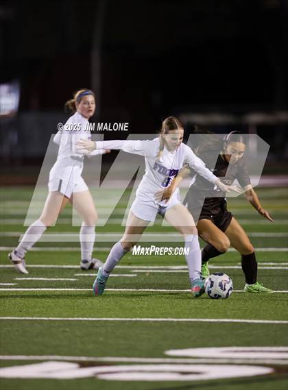 Thumbnail 3 in Folsom @ Saint Francis (CIF NorCal D1 Rd1) photogallery.