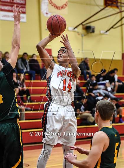 Thumbnail 3 in Santa Rosa vs. San Marin photogallery.