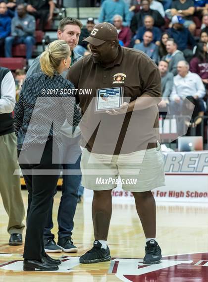 Thumbnail 1 in Pinewood vs Archbishop Mitty (CIF CCS Open Division Finals) photogallery.