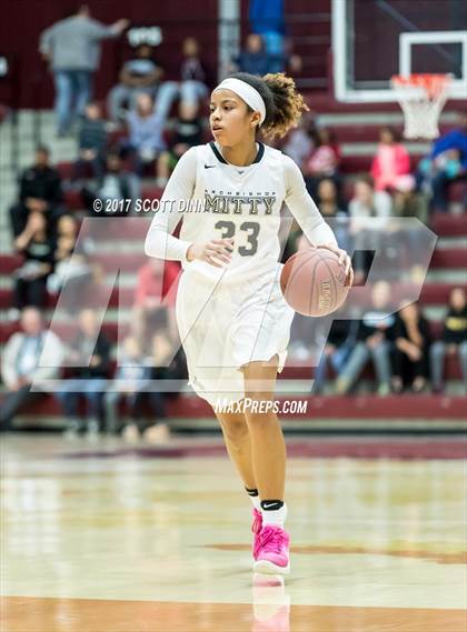 Thumbnail 1 in Pinewood vs Archbishop Mitty (CIF CCS Open Division Finals) photogallery.