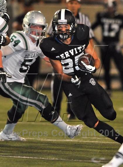 Thumbnail 1 in De La Salle vs. Servite photogallery.