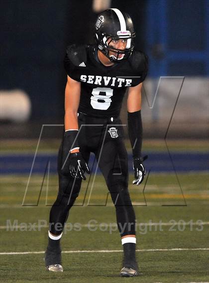 Thumbnail 3 in De La Salle vs. Servite photogallery.