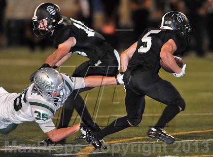 Thumbnail 3 in De La Salle vs. Servite photogallery.
