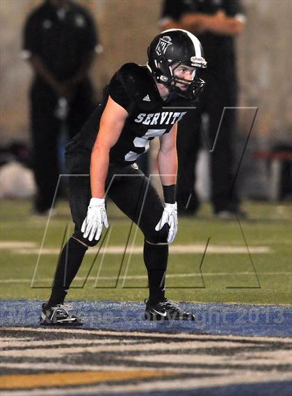 Thumbnail 3 in De La Salle vs. Servite photogallery.