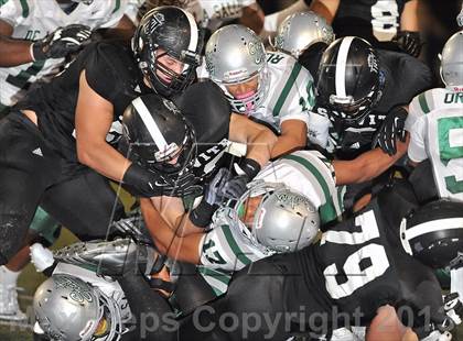 Thumbnail 3 in De La Salle vs. Servite photogallery.