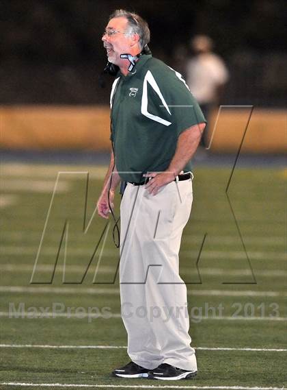 Thumbnail 2 in De La Salle vs. Servite photogallery.