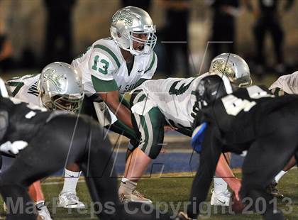 Thumbnail 2 in De La Salle vs. Servite photogallery.